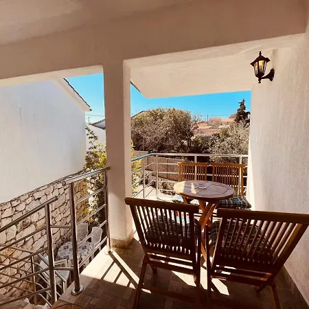 With Parking Space Zecevo, - 20020