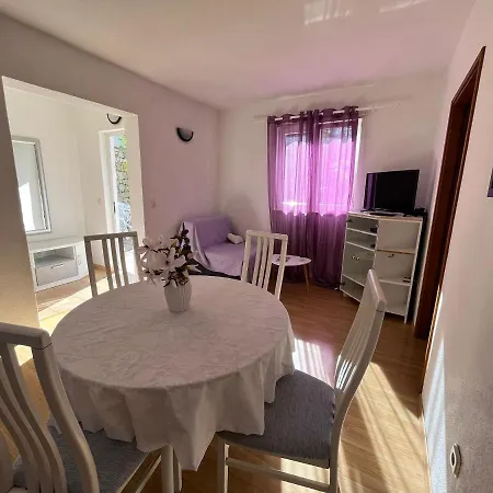 With Parking Space Zecevo, - 20020 Apartament Rogoznica (Sibenik-Knin)