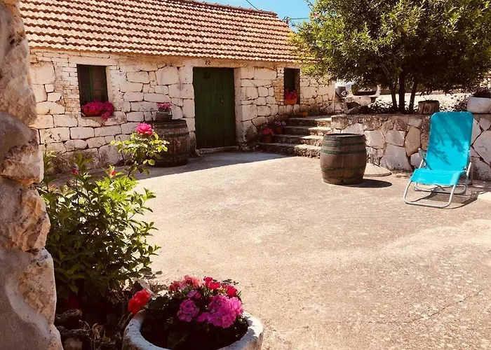 With Parking Space Zecevo, - 20020 Apartamento *